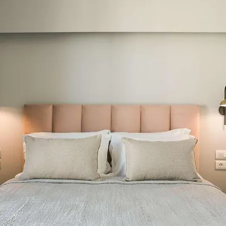 Daire 12 Suites Luxury Living
